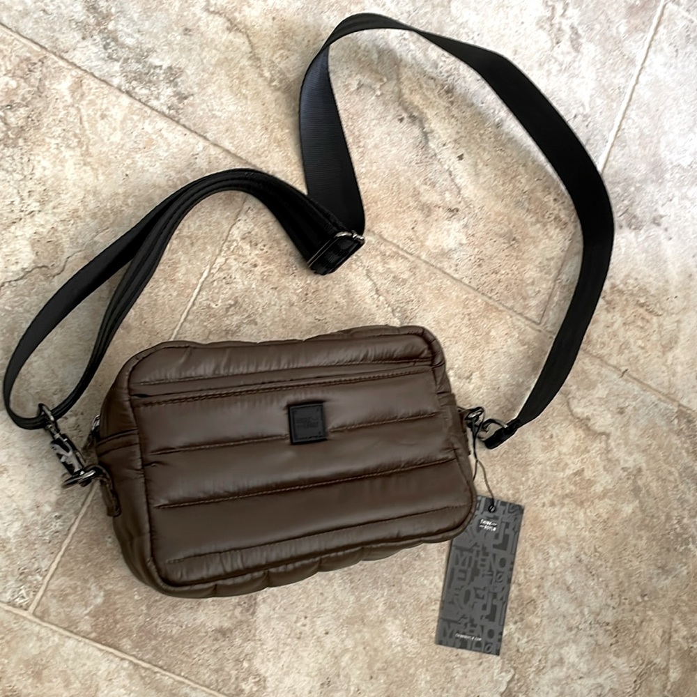 NWT Think roylin olive green camera crossbody bag purse black guitar strap